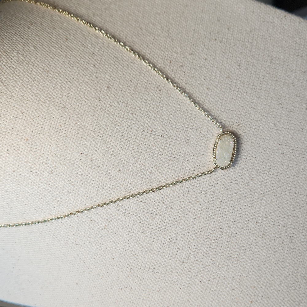 Kendra Scott Elisa Gold Iridescent Drusy Pendant Necklace - Picture 3 of 5